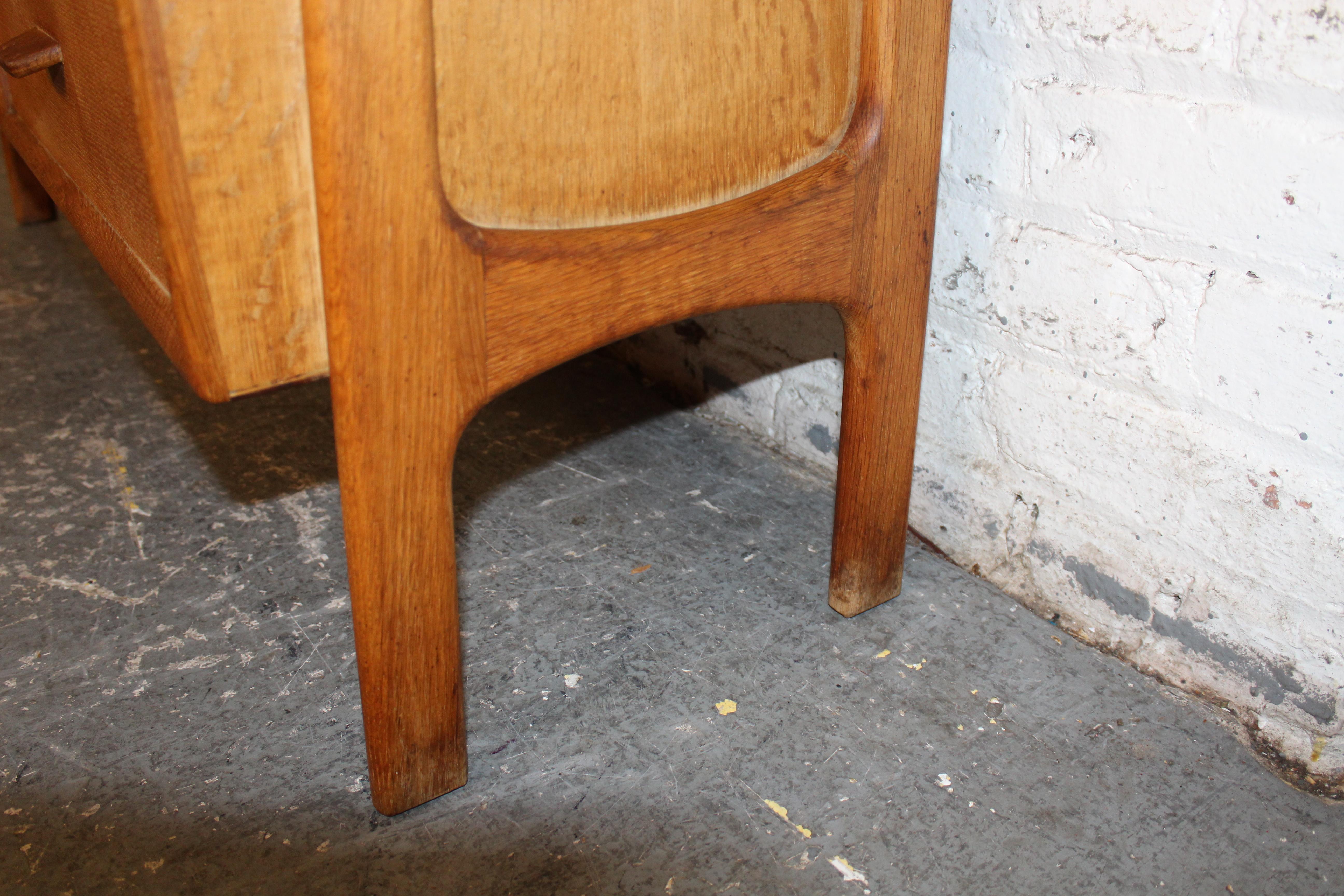 Mueble alto de roble danés de mediados de siglo de Poul Volther en venta 3