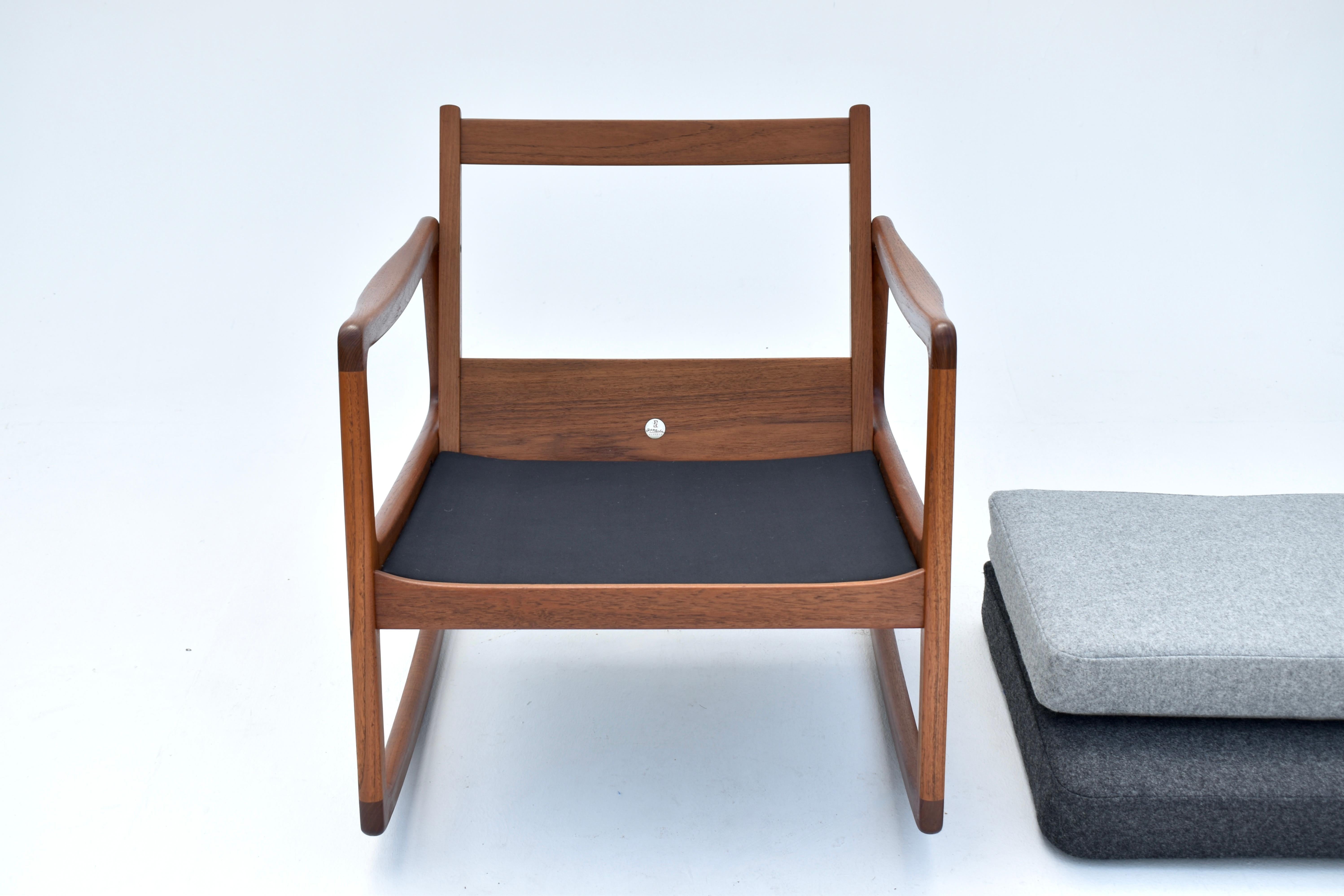 Mid Century Danish Ole Wanscher Model 120 Teak Rocking Chair For France & Son 12