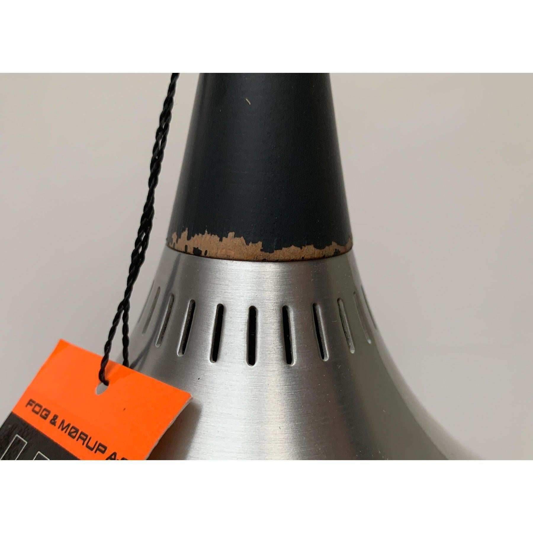 XX secolo Lampada a sospensione orientale danese di metà secolo di Jo Hammerborg per Fog & Mørup in vendita