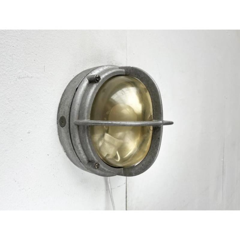 Danois Lampe murale danoise d'extérieur Skot en métal, Lauritz Knudsen, années 1960 en vente