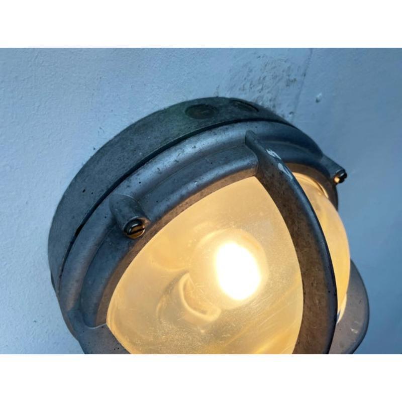 Lampe murale danoise d'extérieur Skot en métal, Lauritz Knudsen, années 1960 en vente 2