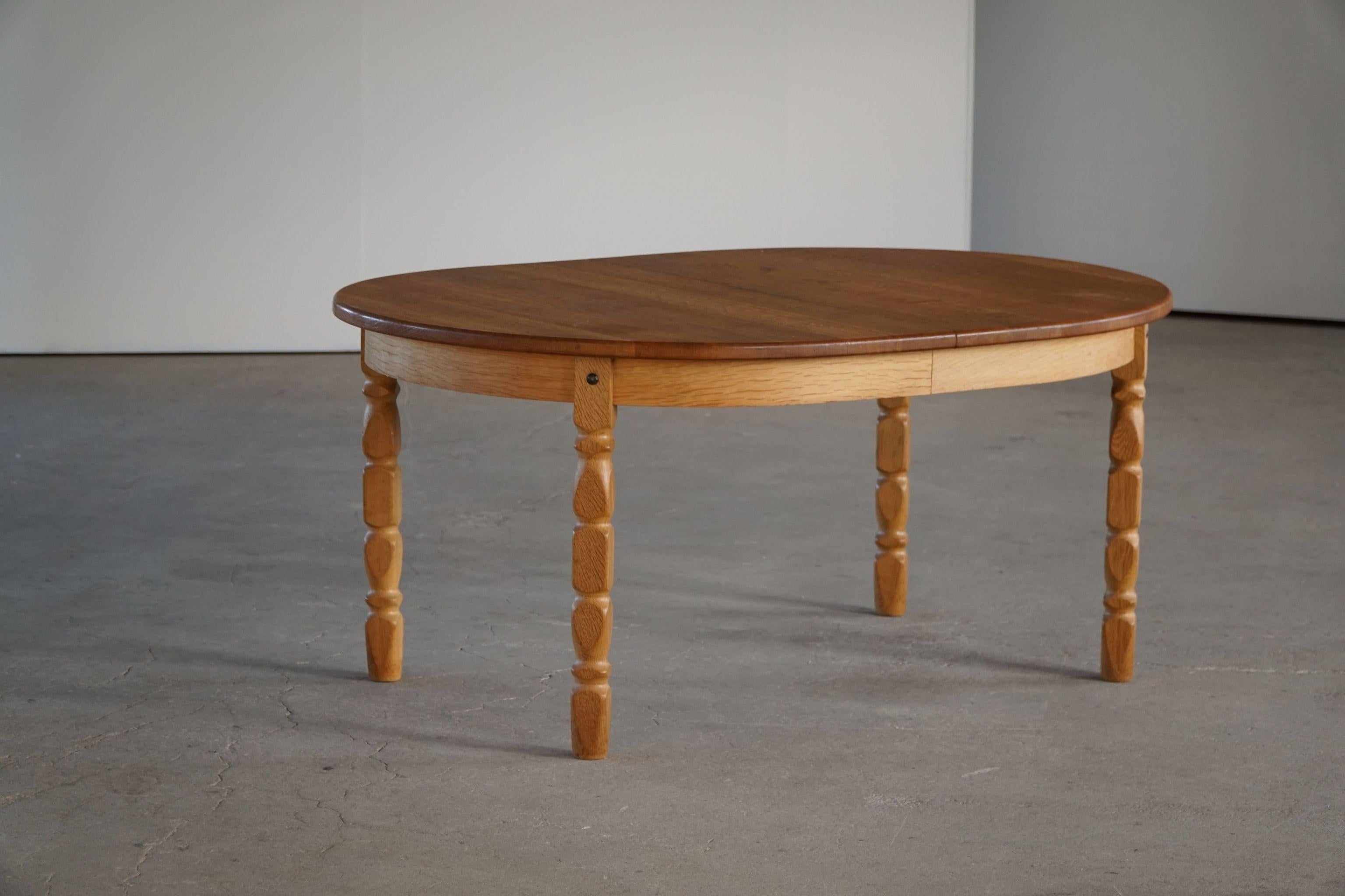 Mid-Century Danish Oval Dining Table in Solid Oak with One Extensions, 1960s 7