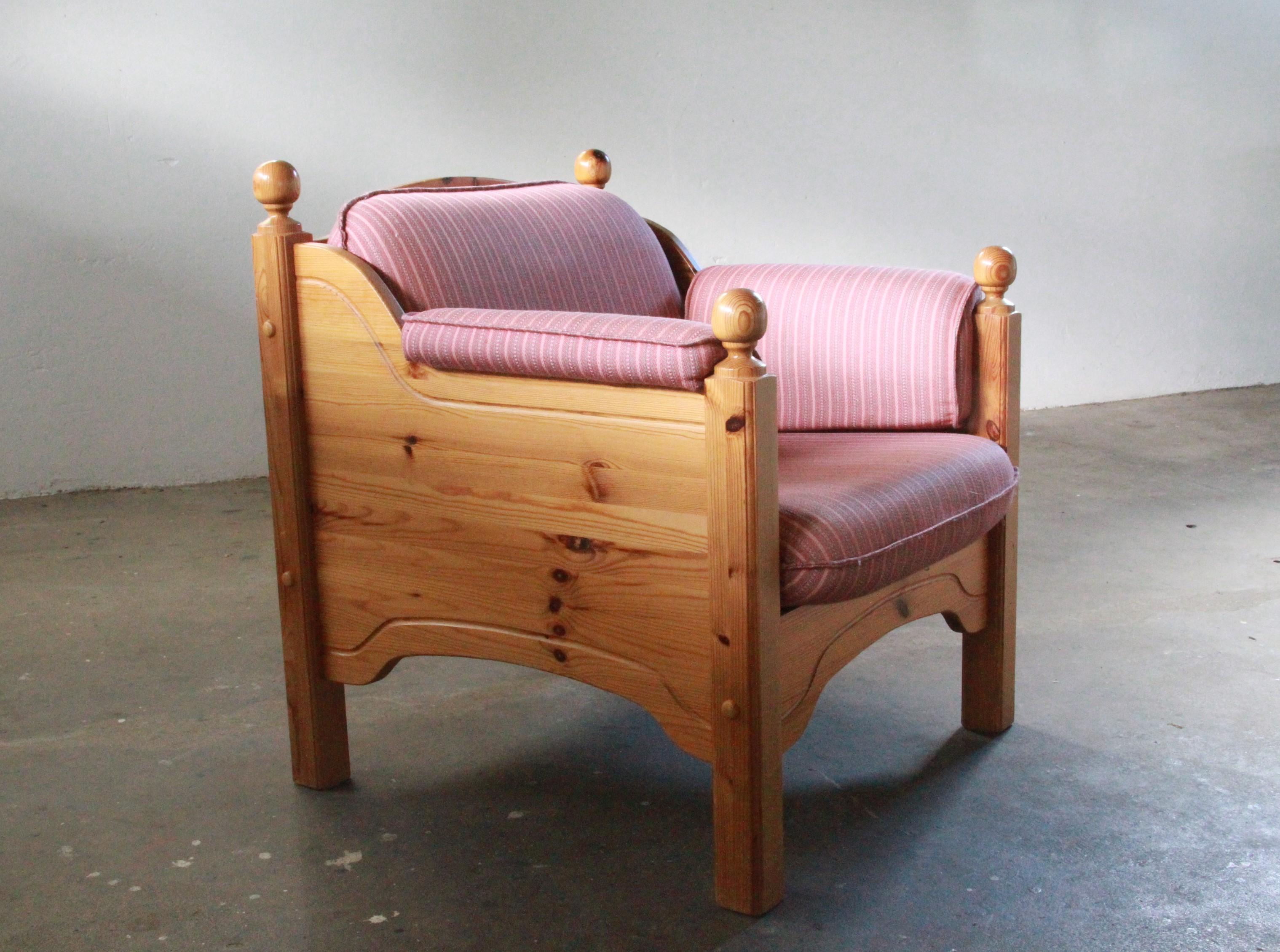 Mid-Century Danish Pine Lounge Chair, 1970s In Good Condition For Sale In Store Heddinge, DK