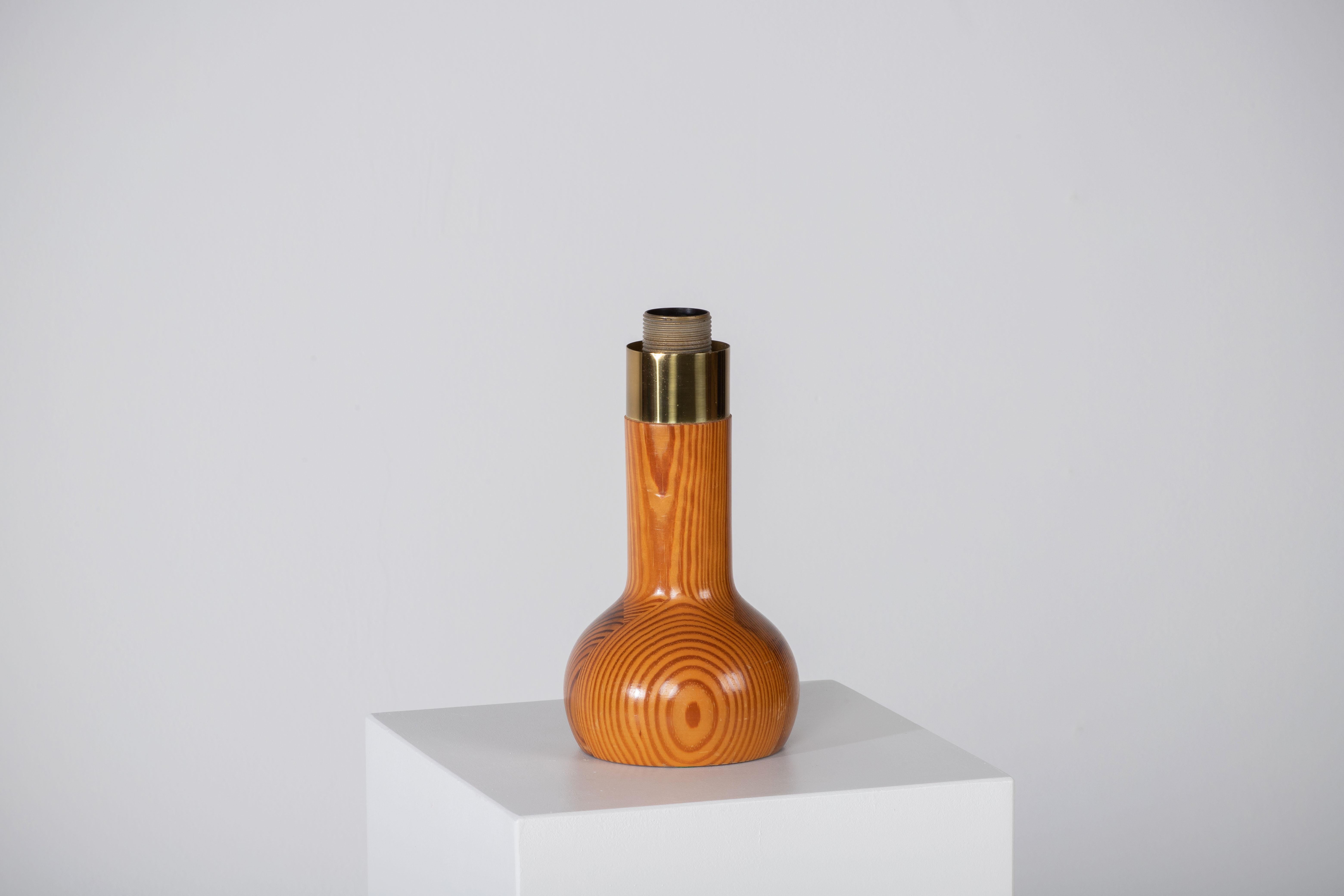 Midcentury Danish Pine Table Lamp In Good Condition For Sale In Wiesbaden, DE