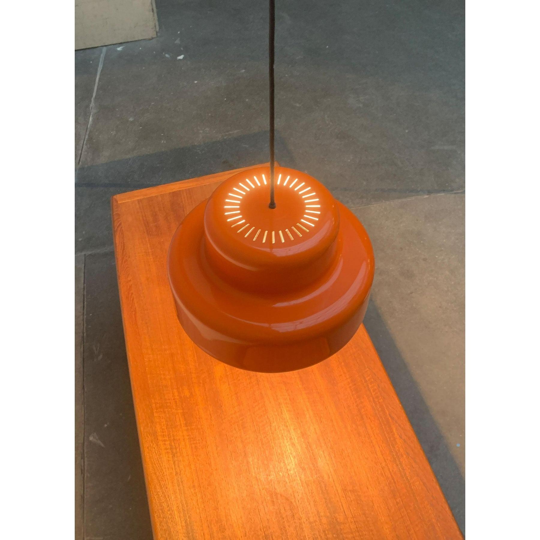 Lampada a sospensione Poker danese di metà secolo di Jo Hammerborg per Fog and Morup, anni '60 in vendita 3