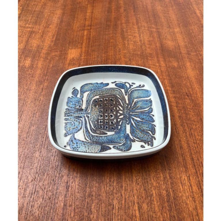 Mid-Century Modern Bol en porcelaine danoise Baca Blue Line de Nils et Kari, années 1960 en vente