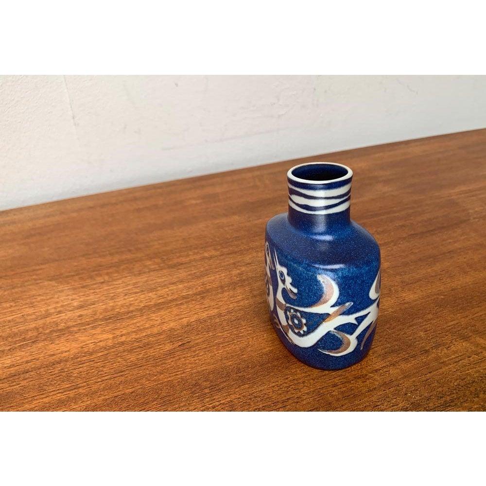 Mid-Century Danish Porcelain Baca Line Vase with Bird Design by Nils, 1960s In Excellent Condition For Sale In Hamburg, DE