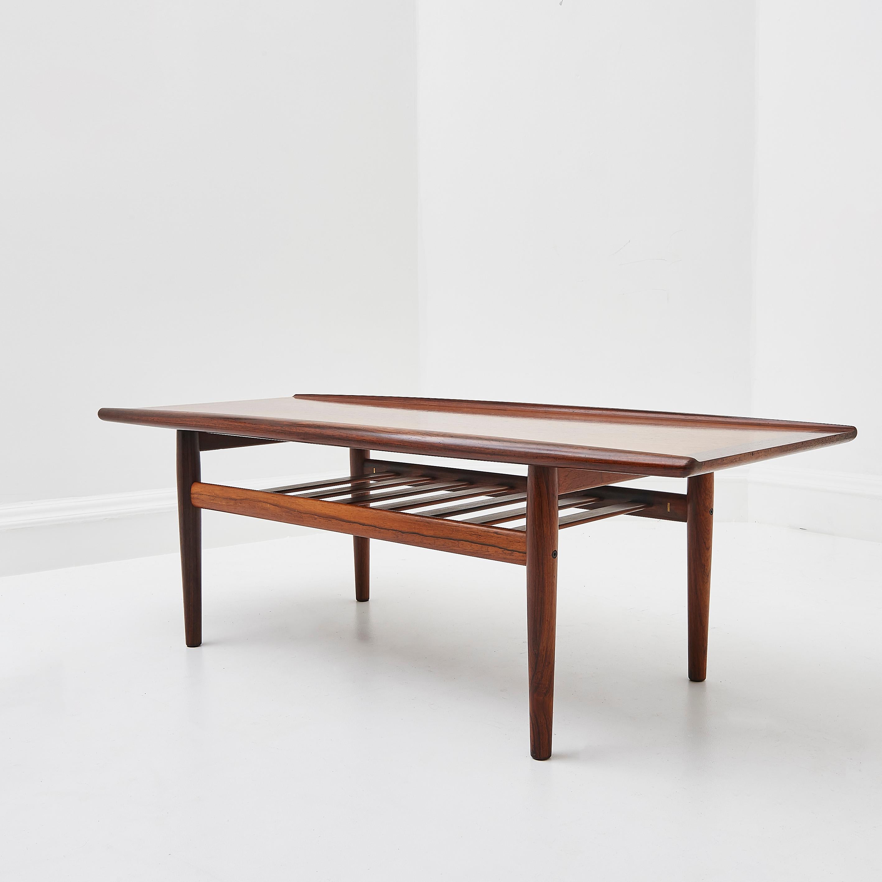 Mid-Century Danish Rosewood 1960's Coffee Table By Grete Jalk For Glostrup In Good Condition In London, GB