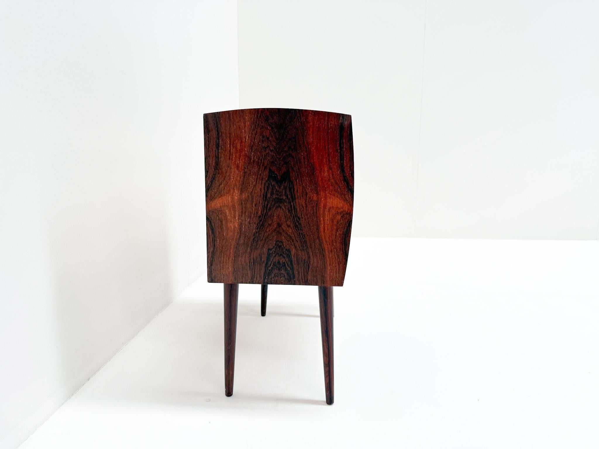 Mid-Century Danish Rosewood Chest of Drawers, 1960s For Sale 1