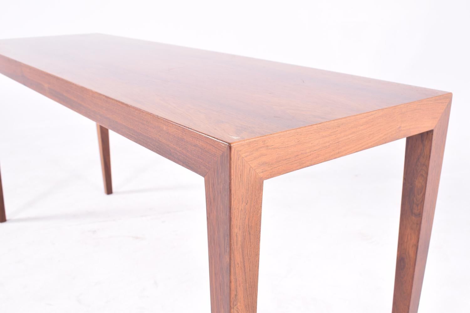 Midcentury Danish Rosewood Coffee Table by Severin Hansen Jr. for Haslev In Good Condition In Lisboa, Lisboa