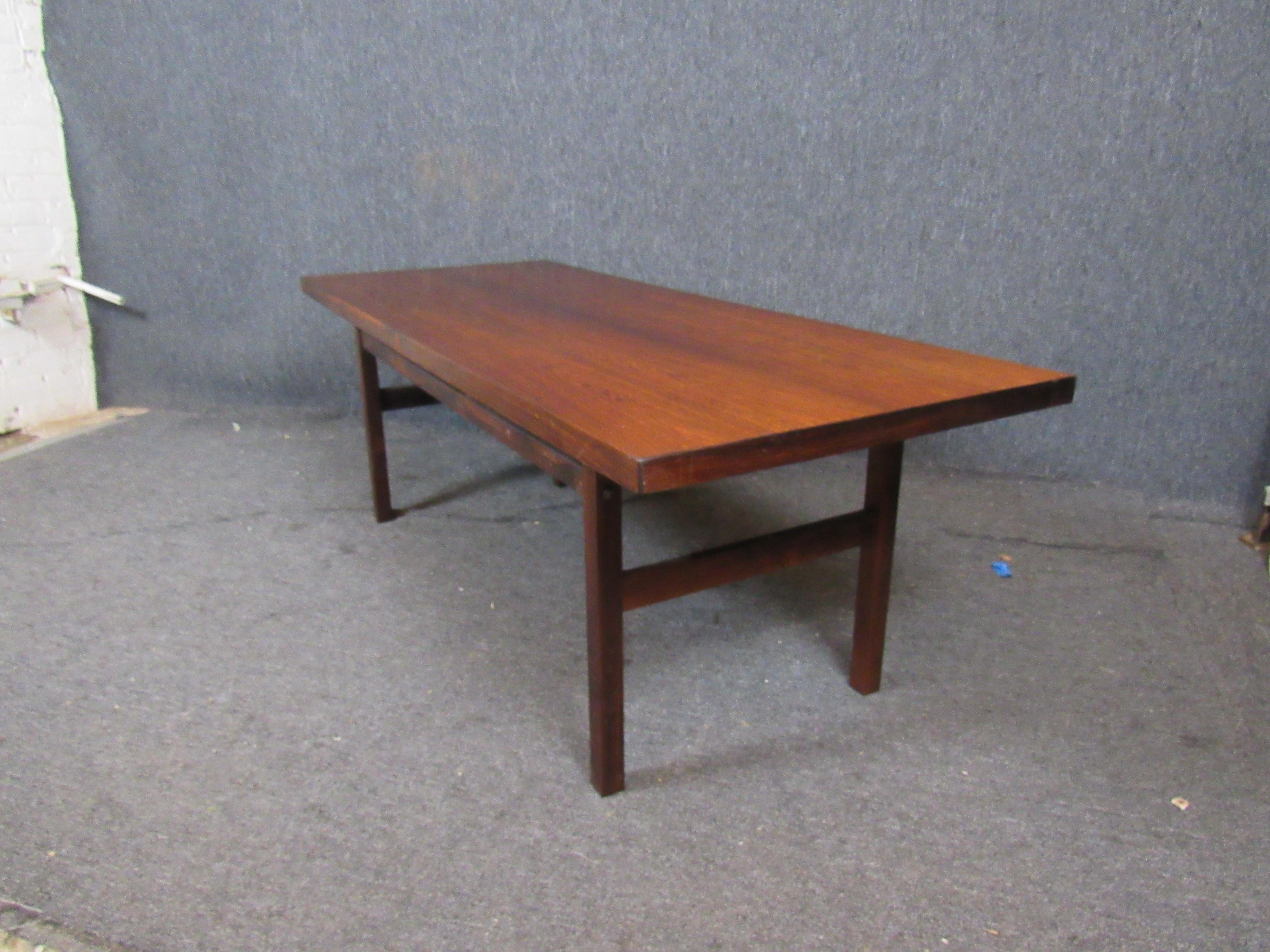 20th Century Mid-Century Danish Rosewood Coffee Table For Sale