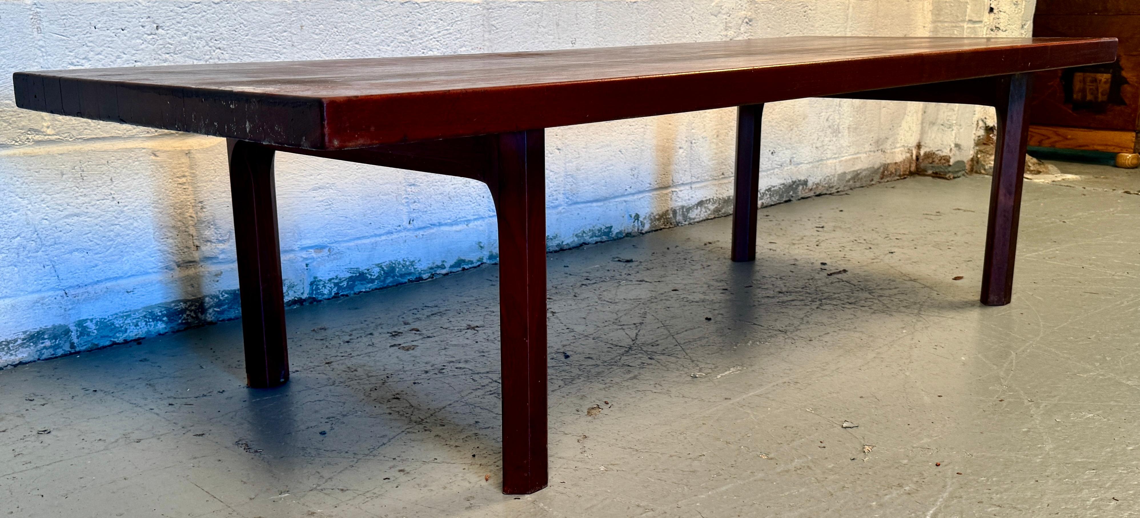 Mid-Century Danish Rosewood Coffee Table For Sale 1