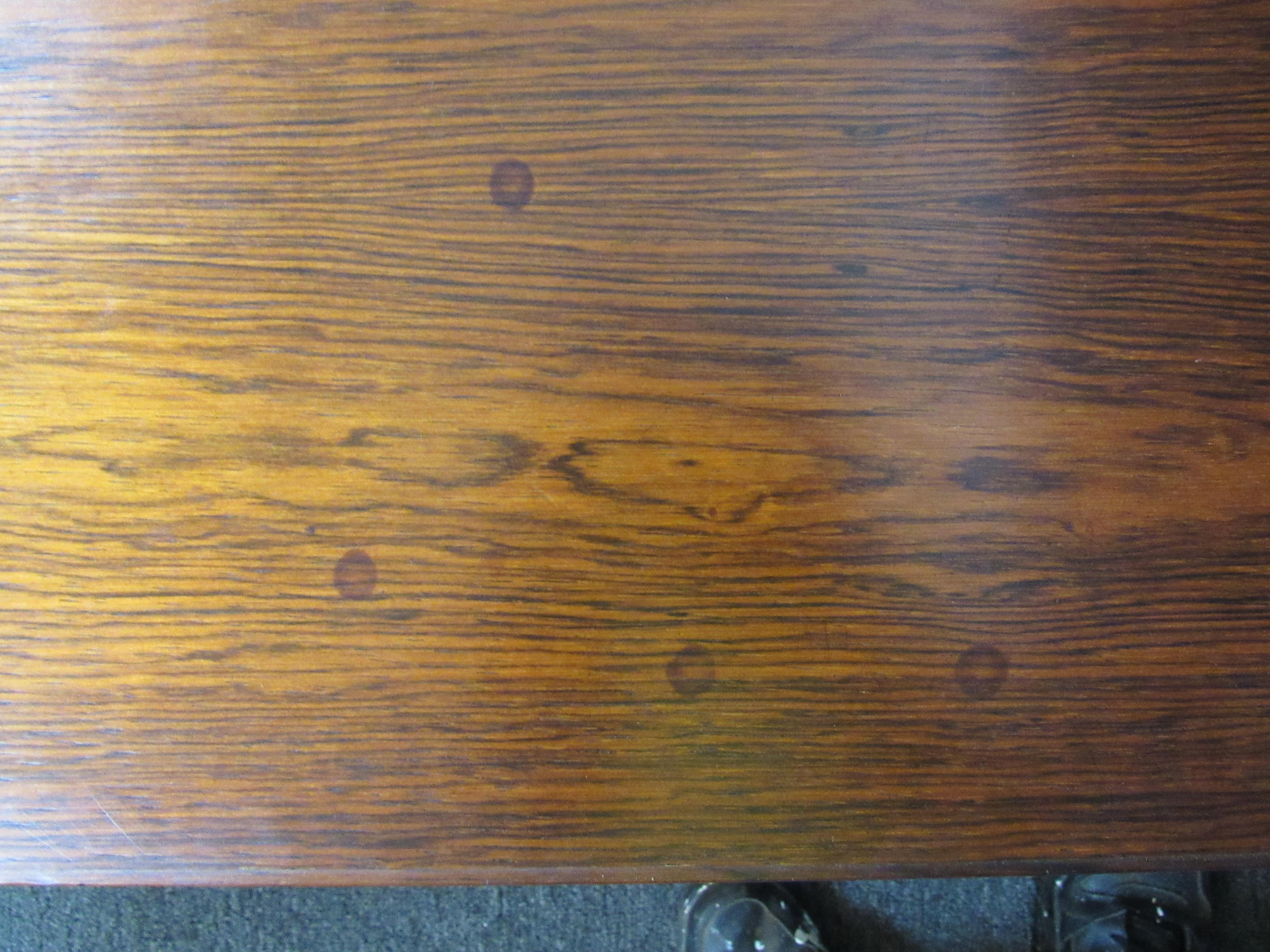 Mid-Century Danish Rosewood Coffee Table For Sale 2