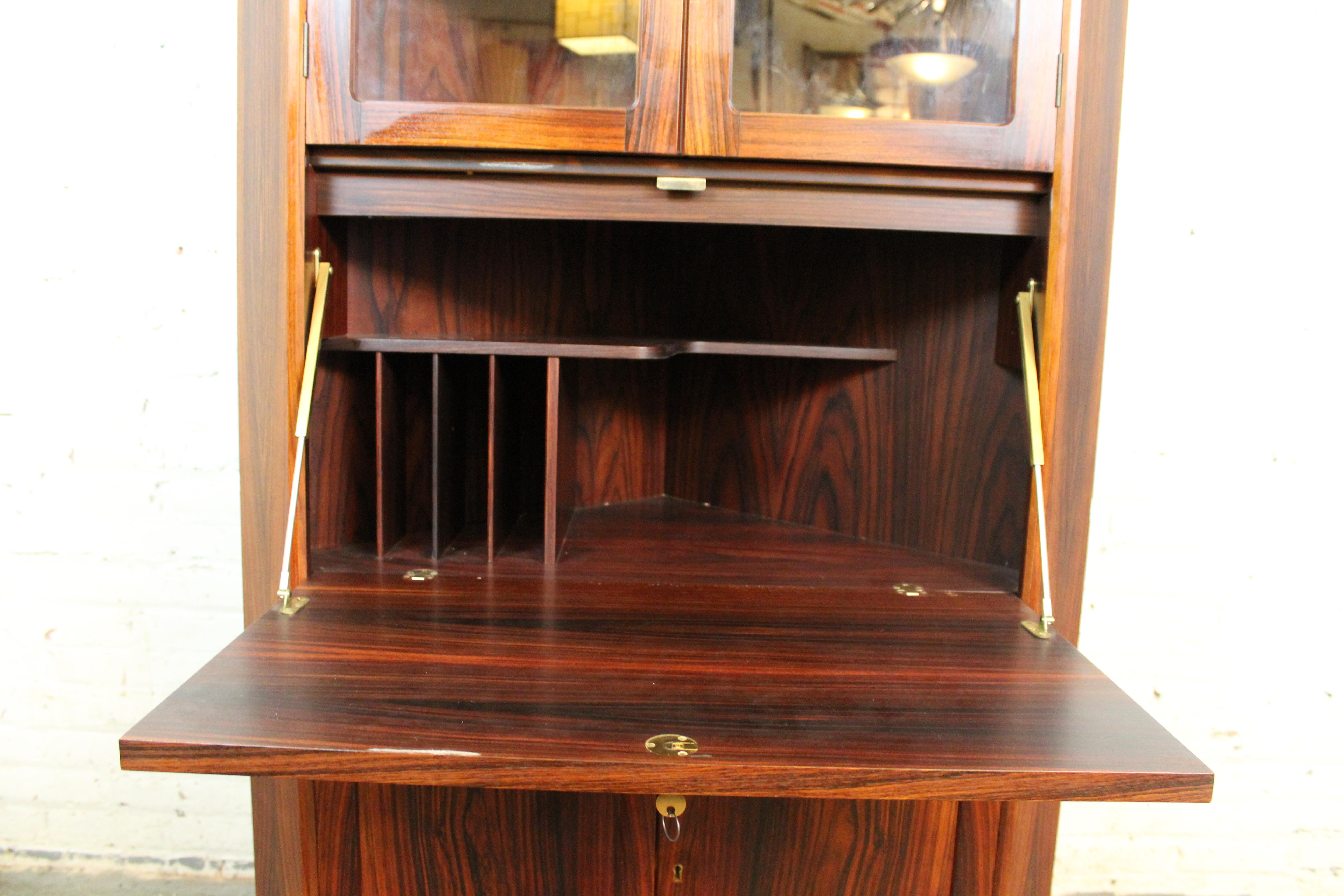 Mid-Century Danish Rosewood Corner Secretary by Vinde Mobelfabrik For Sale 3