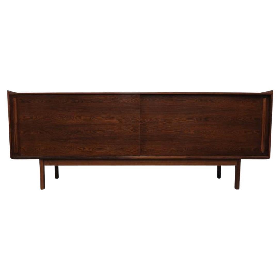 Dänisches Rosenholz-Credenza aus der Mitte des Jahrhunderts