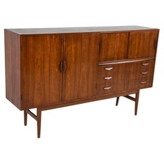 Mid Century Danish Rosewood Credenza Sideboard mit Schubladen und Kabinett