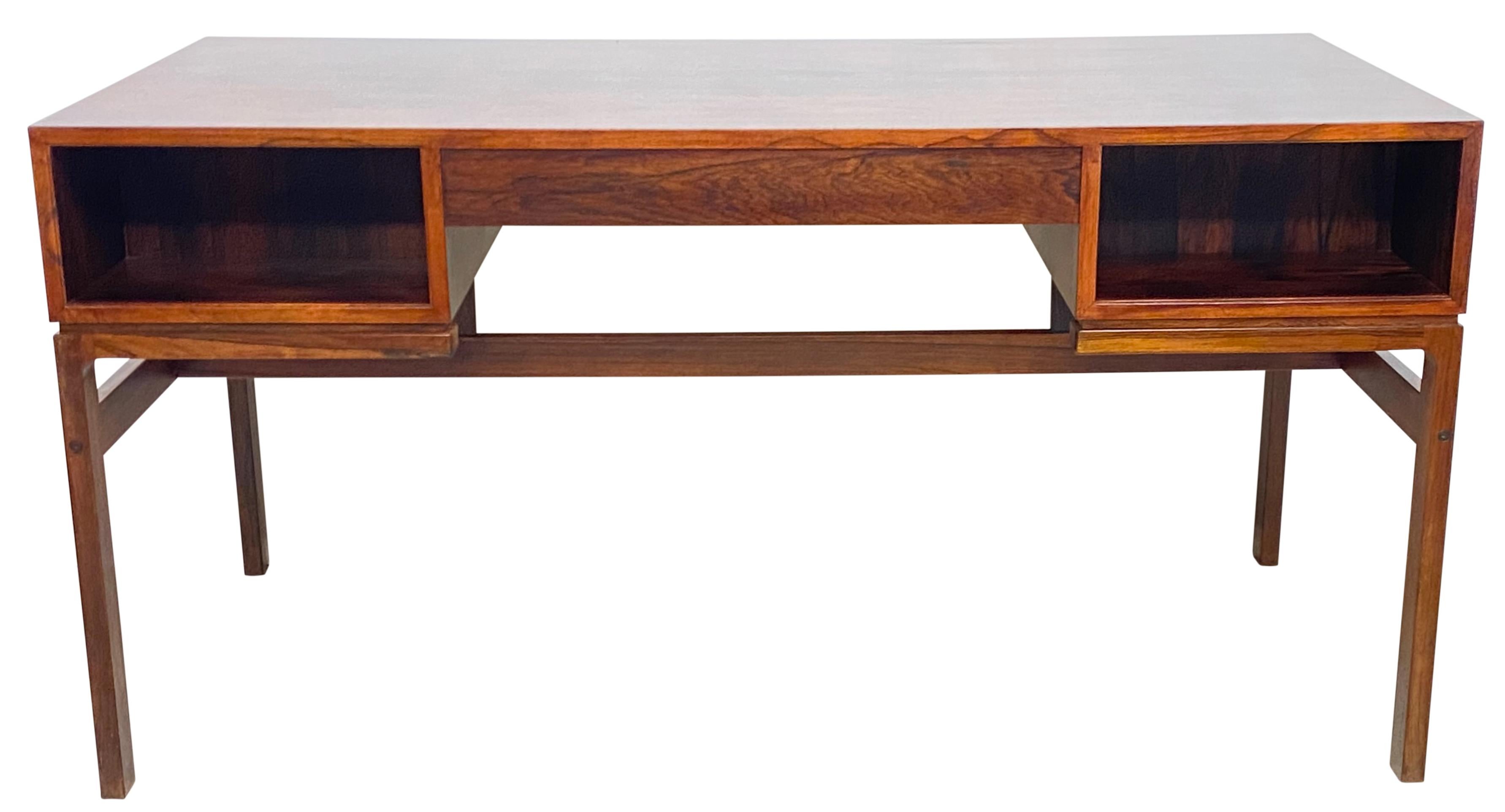 Mid Century Danish Rosewood Desk by Arne Wahl Iverson for Vinde Møbelfabrik  In Good Condition In San Francisco, CA