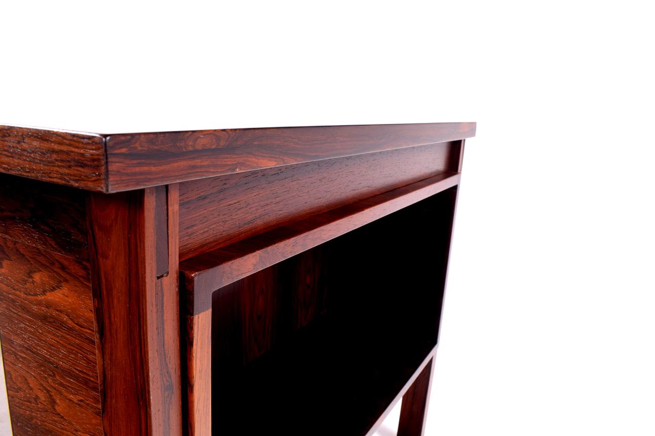 Midcentury Danish Rosewood Peter Hvidt & Olga Molgaard Desk In Good Condition In Lisboa, Lisboa