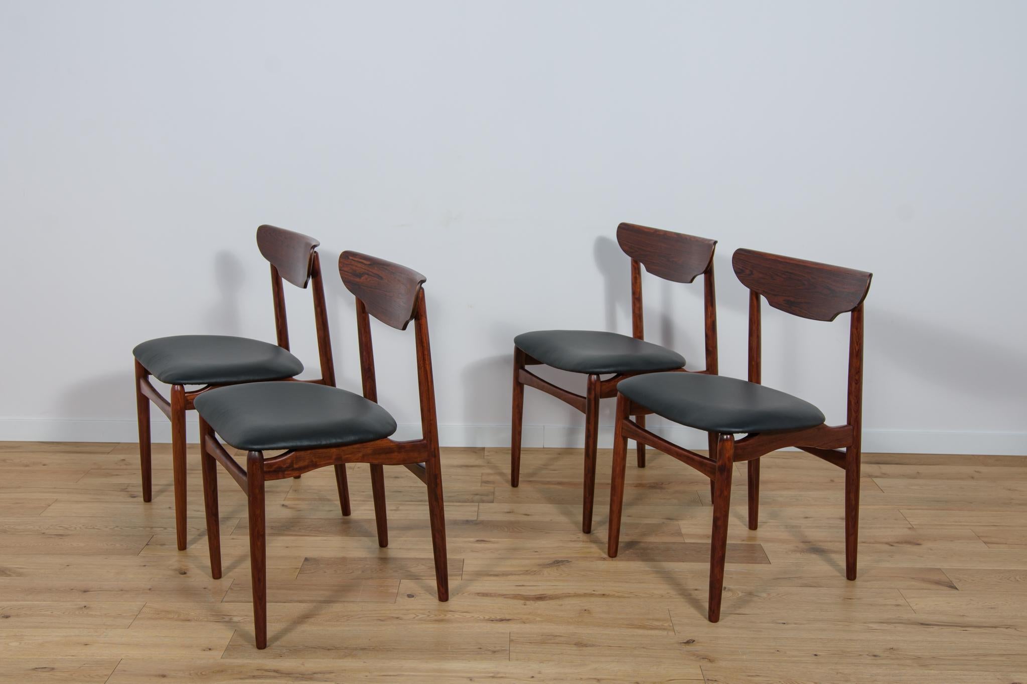 Mid-Century Danish Rosewood Dining Chairs, 1960s, Set of 4 In Excellent Condition For Sale In GNIEZNO, 30