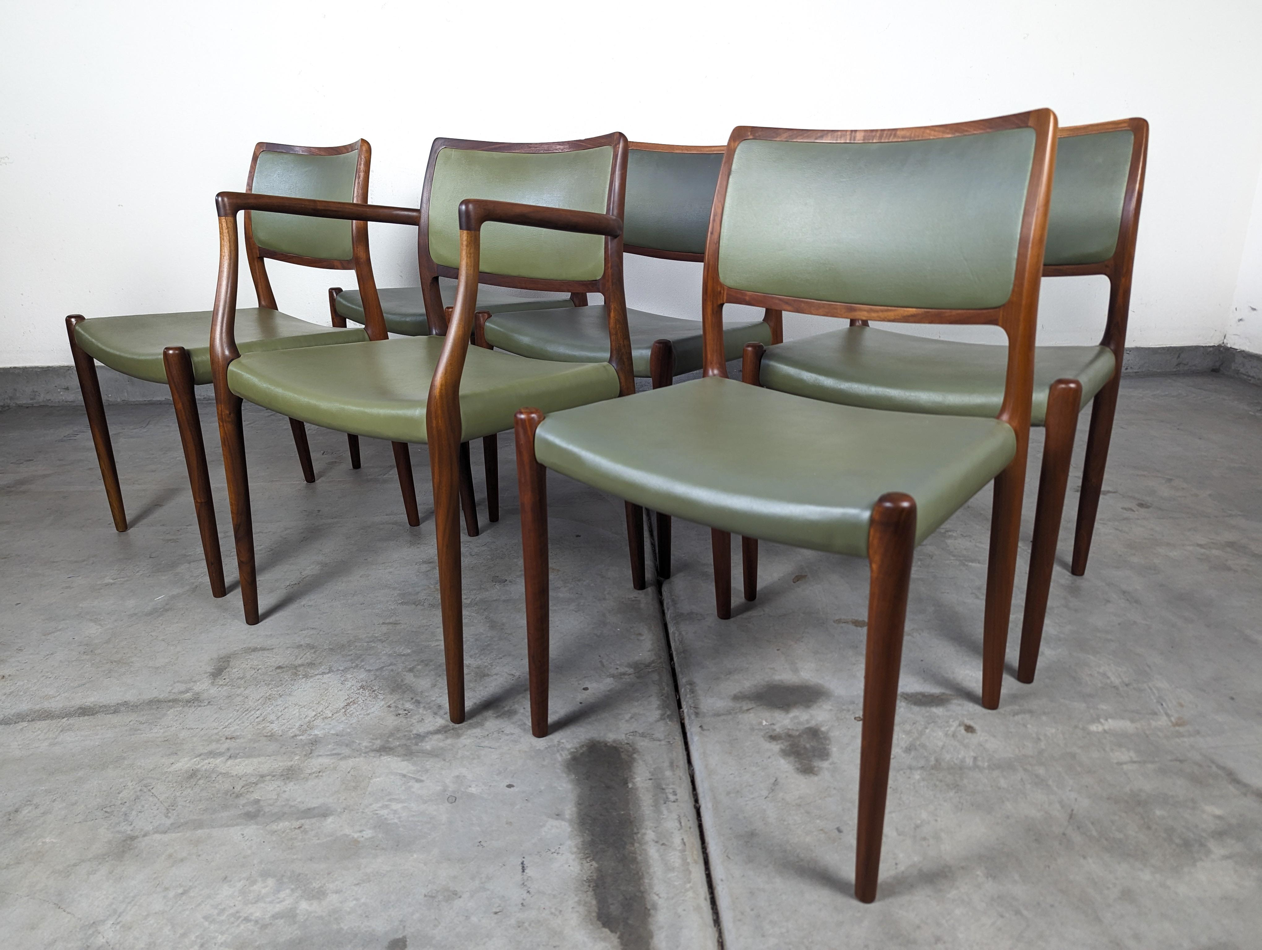 Chaises de salle à manger danoises du milieu du siècle dernier, modèle 80, Niels O. Moller - vers les années 1960 1
