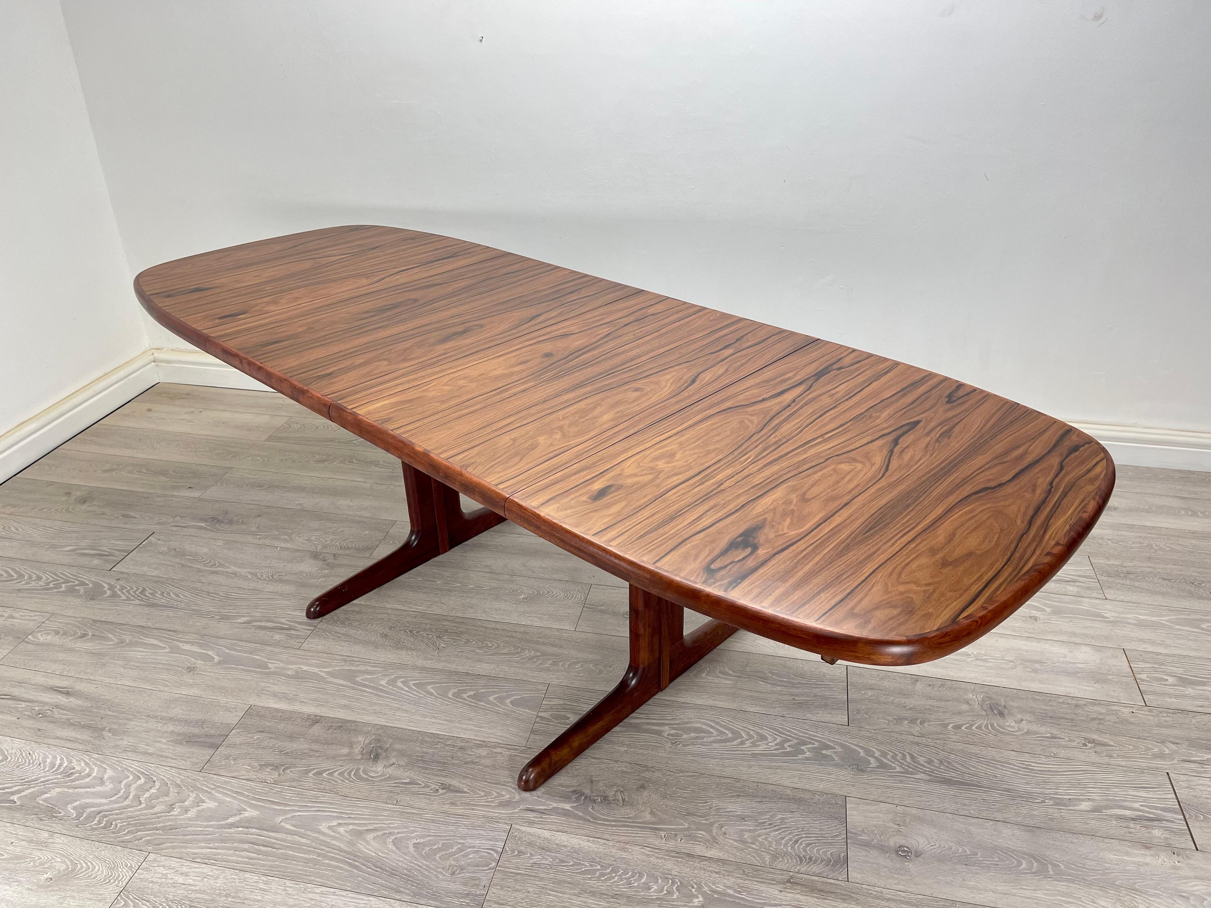 Midcentury Danish Rosewood Dining Table For Sale 5