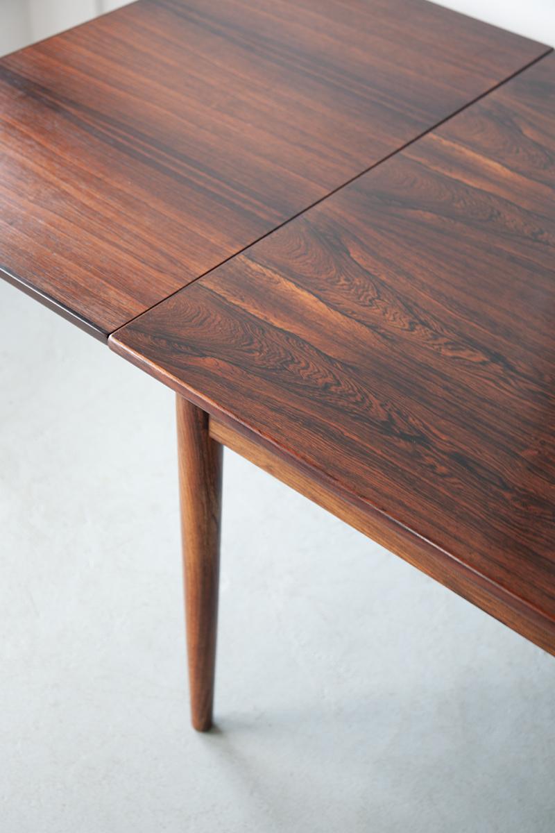 20th Century Mid Century, Danish Rosewood Dining Table with Extending Leaves For Sale