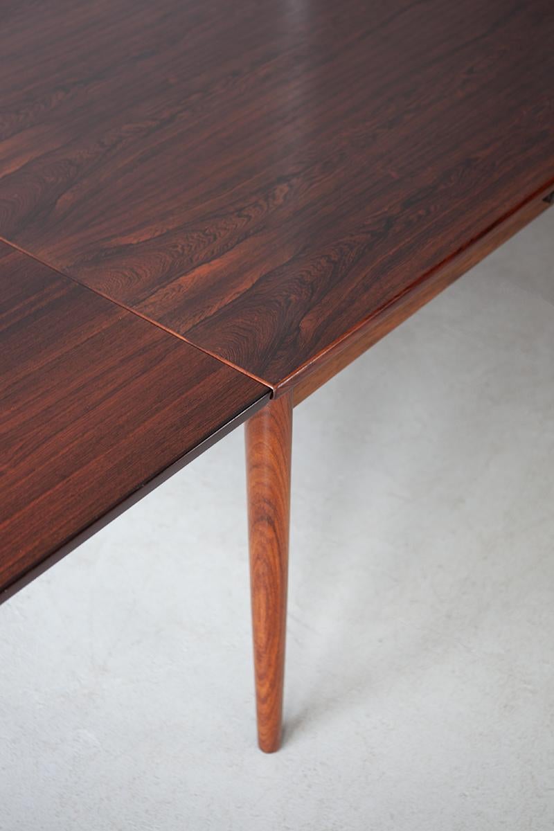 Mid Century, Danish Rosewood Dining Table with Extending Leaves For Sale 2