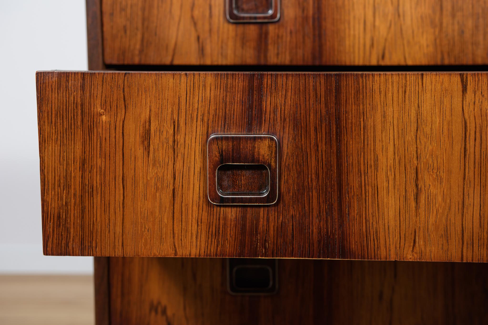 Mid-Century Danish Rosewood Dresser, 1960s For Sale 4