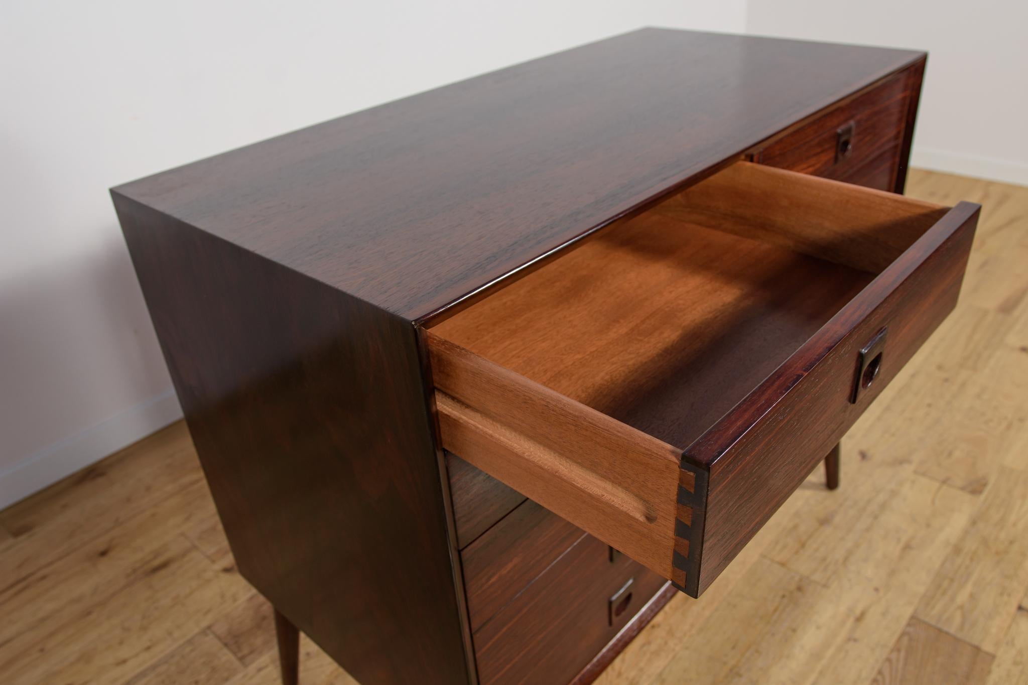 Cómoda danesa de mediados de siglo en madera de palisandro de Brouer Mobelfabrik, años 60 en venta 3