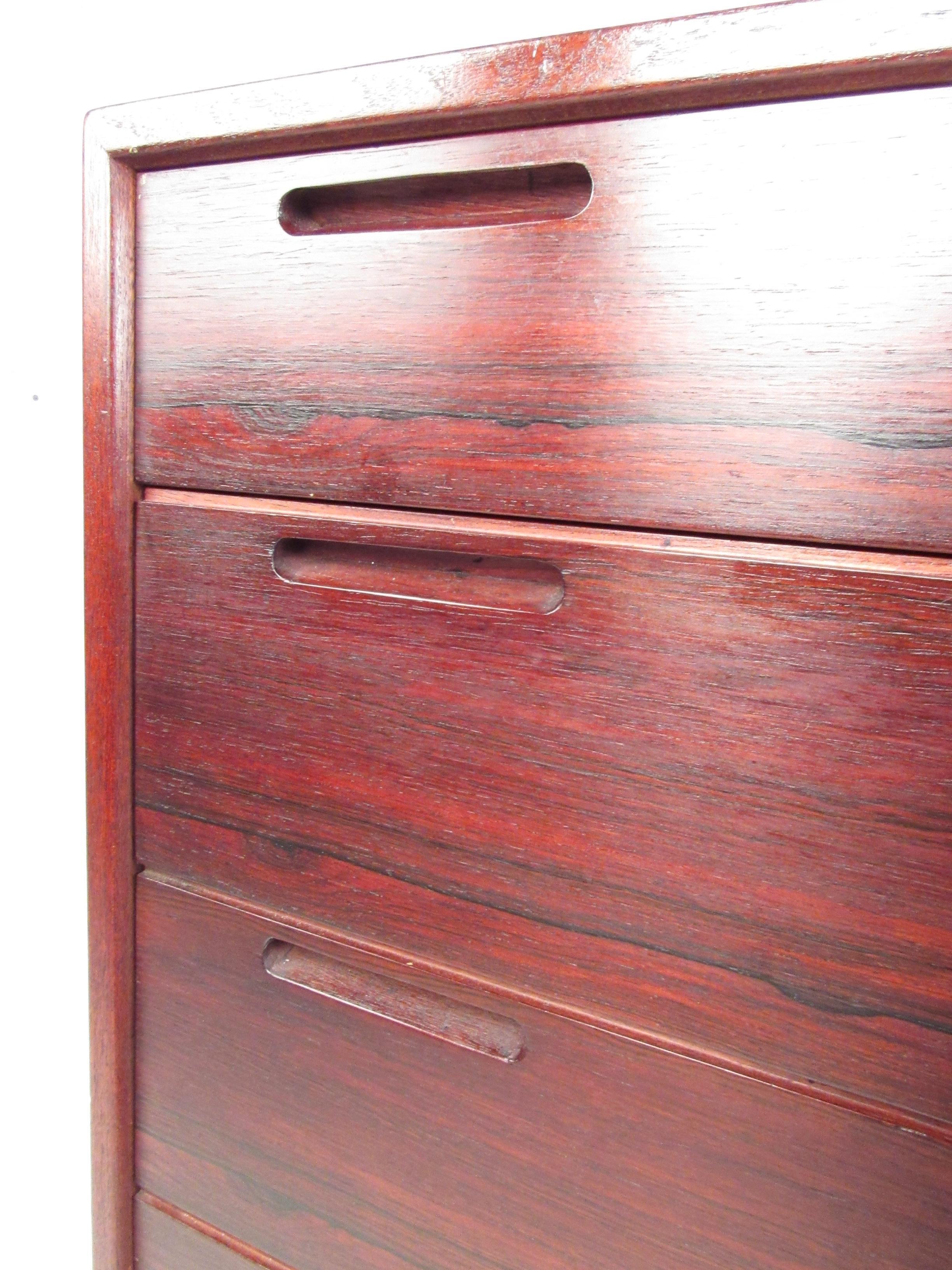 Midcentury Danish Rosewood Eight-Drawer Dresser 2