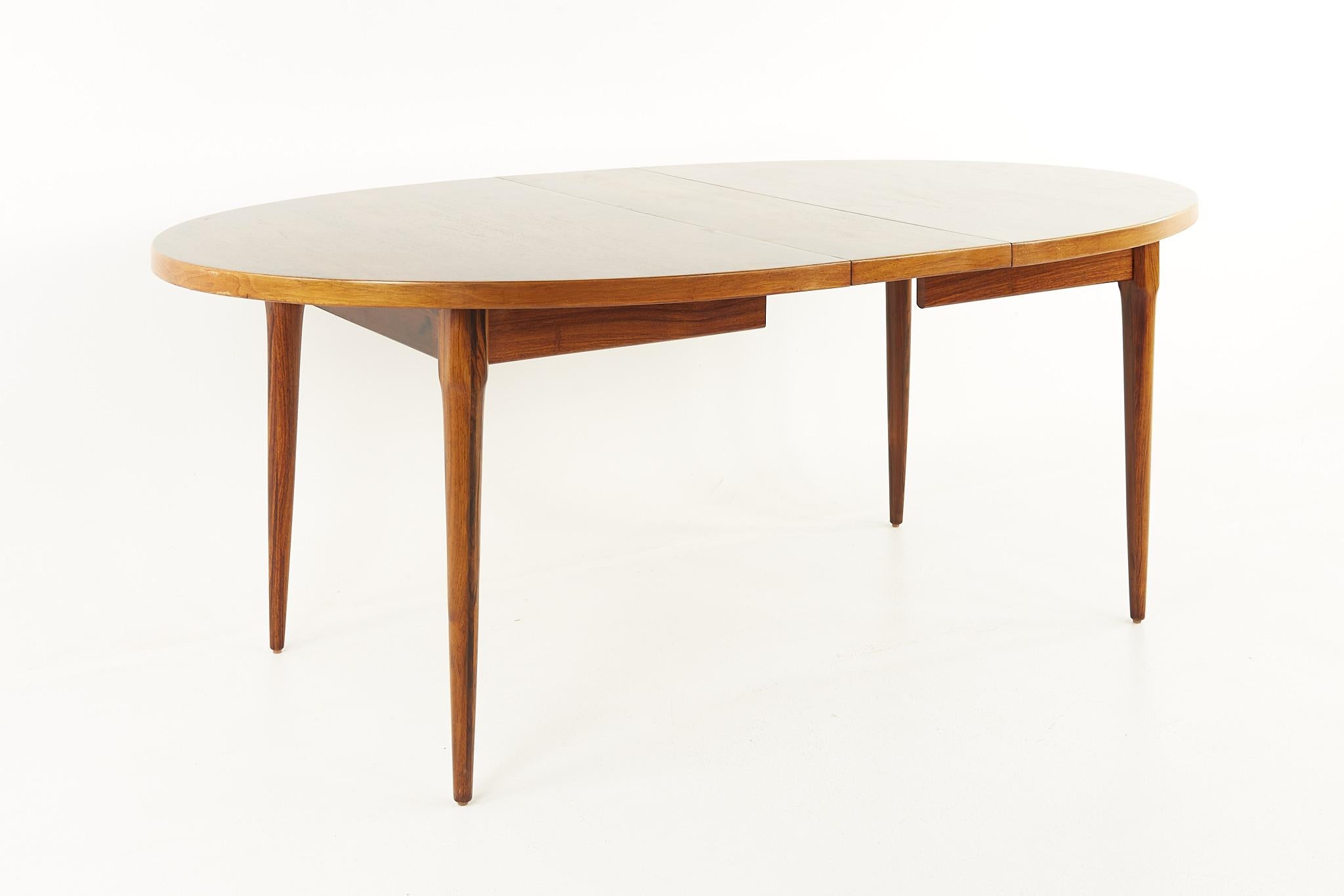 Mid-Century Danish Rosewood Expanding Dining Table 1