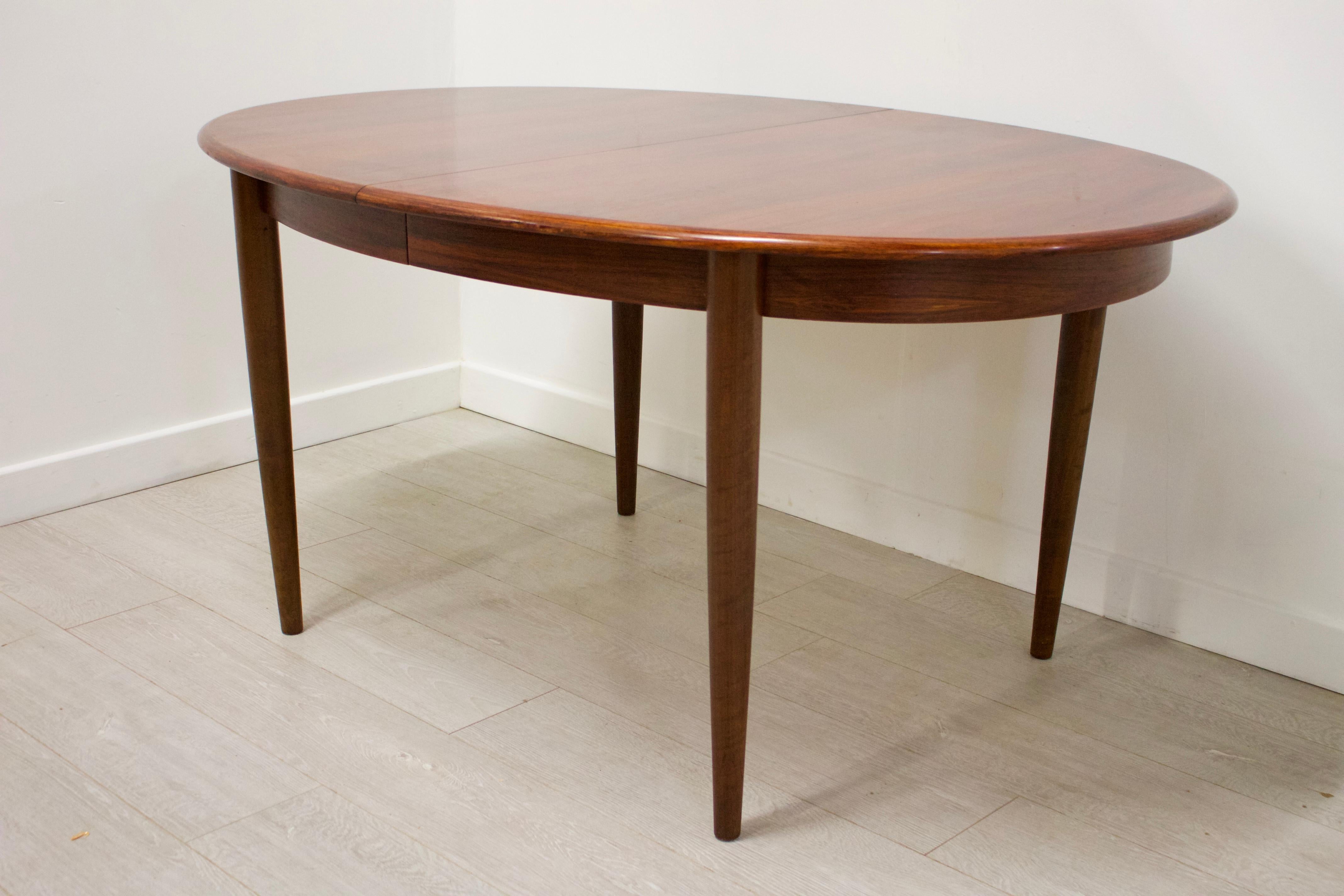 Veneer Midcentury Danish Rosewood Extending Table by Gudme Møbelfabrik For Sale