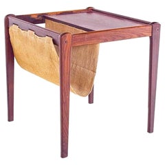 Porte-revues/table d'appoint danoise du milieu du siècle dernier en bois de rose par Aksel Kjersgaard