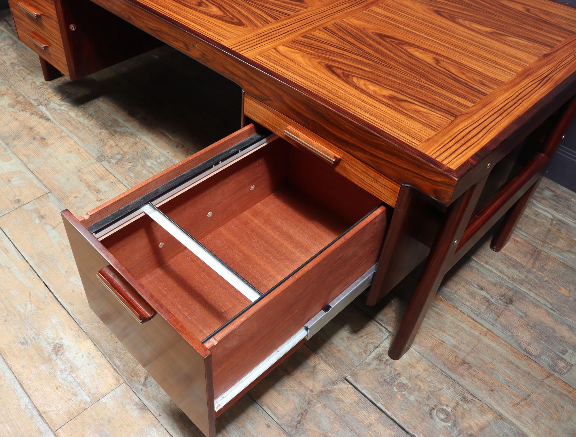 Danish Rosewood Desk by Arne Vodder for Sibast 5