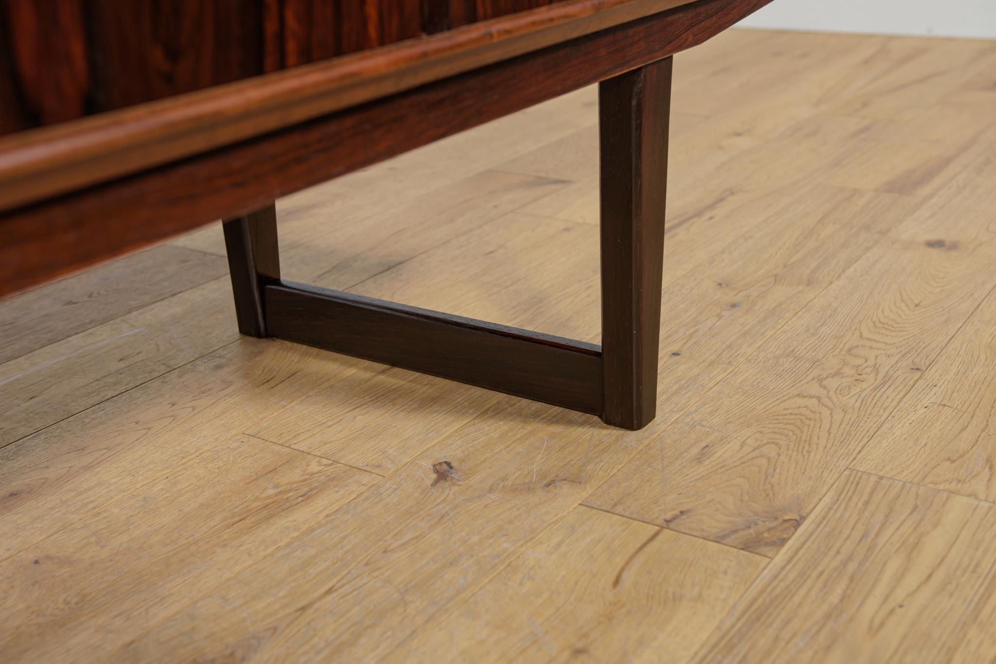 Credenza in palissandro danese di metà secolo di E.W. Bach per Sejling Skabe, anni '60 in vendita 10