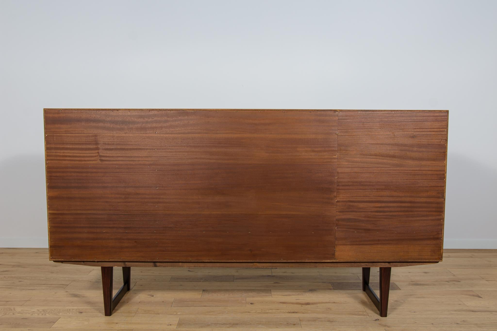 Falegnameria Credenza in palissandro danese di metà secolo di E.W. Bach per Sejling Skabe, anni '60 in vendita