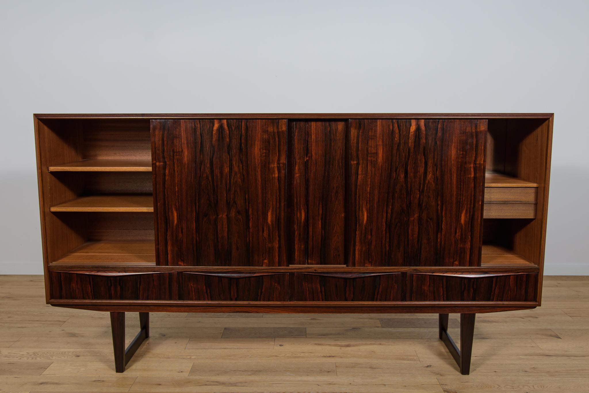 Palissandro Credenza in palissandro danese di metà secolo di E.W. Bach per Sejling Skabe, anni '60 in vendita