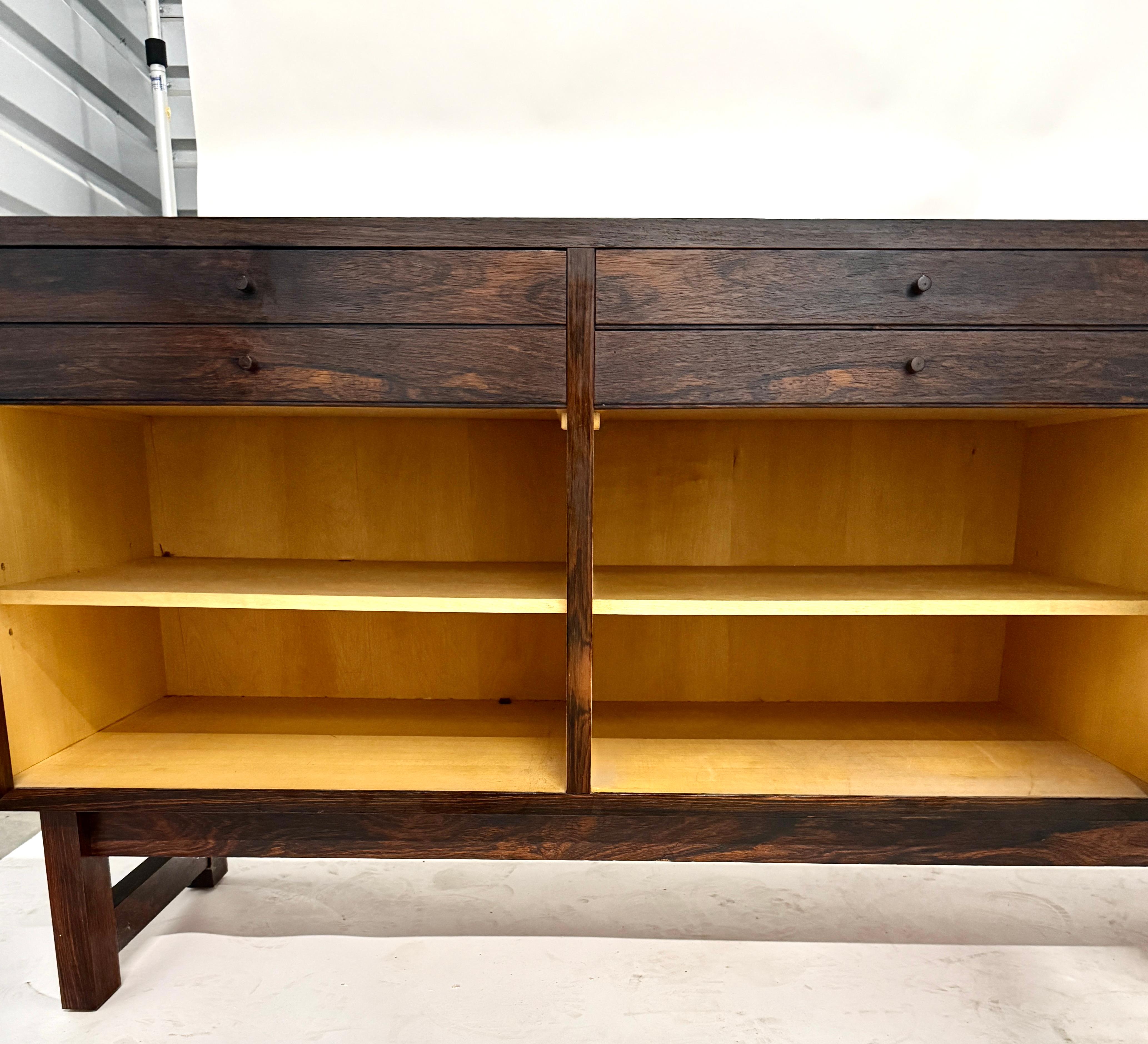 Credenza in palissandro danese di metà secolo di Riis Antonsen in vendita 2