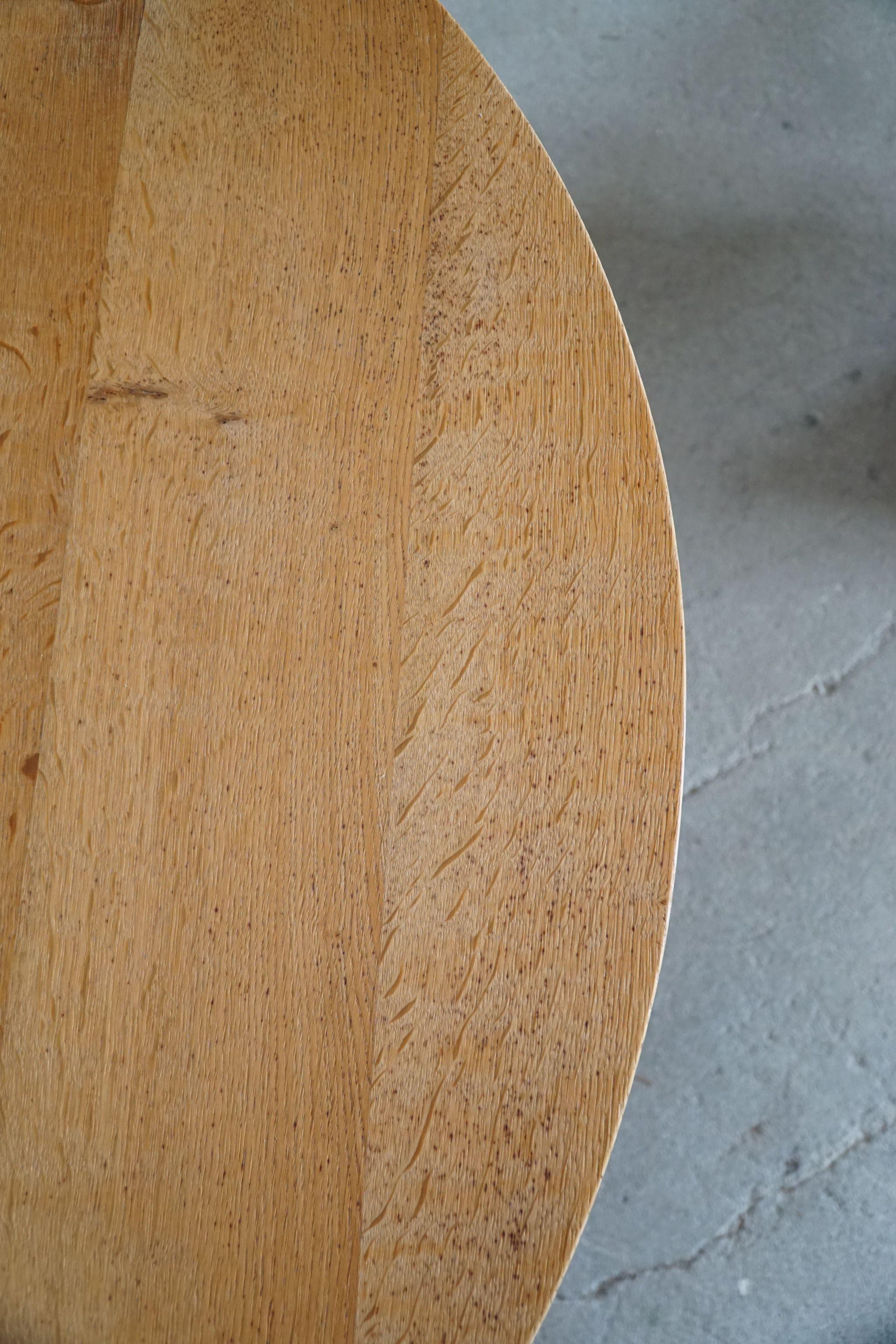 Mid Century Danish Round Dining Table in Solid Oak with Two Extensions, 1960s 5