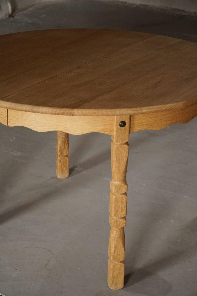 Mid Century Danish Round Dining Table in Solid Oak with Two Extensions ...