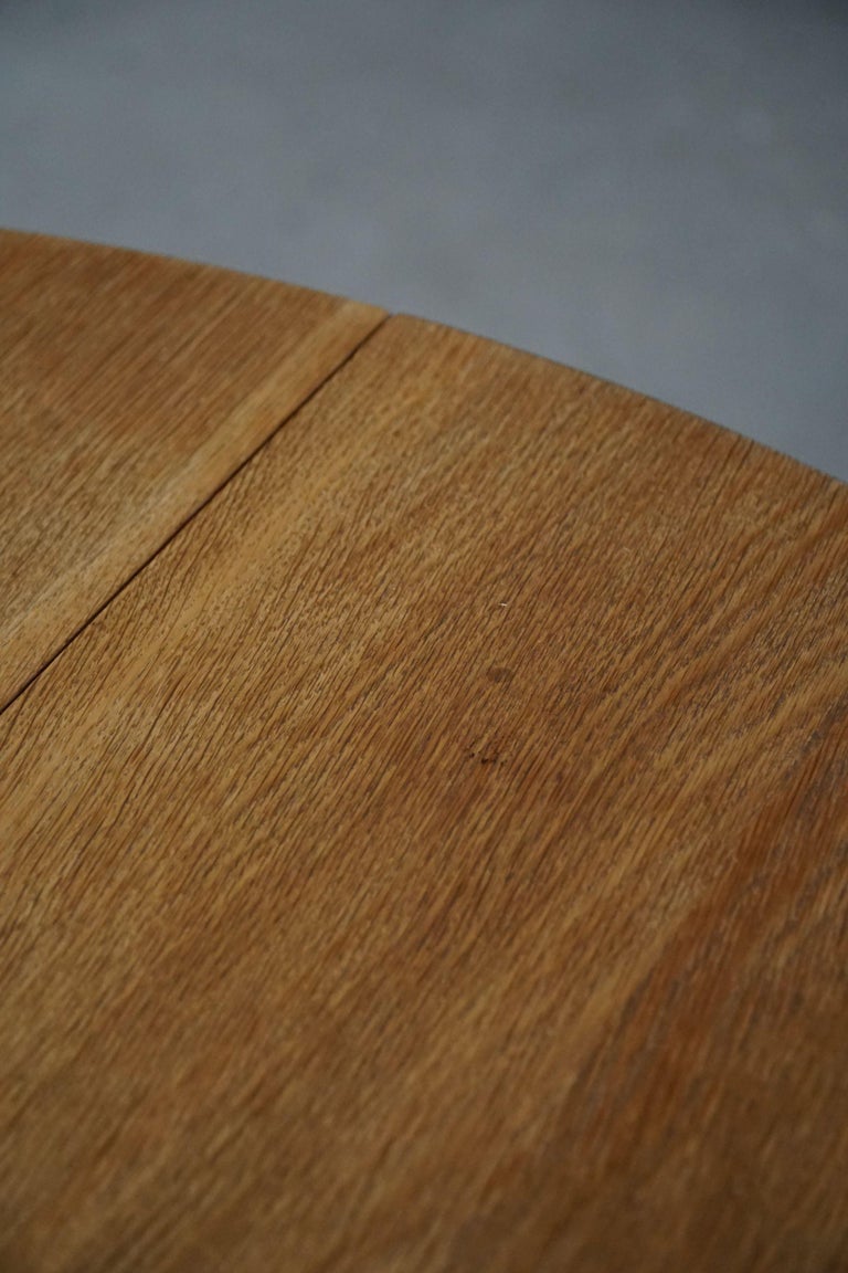 Mid-Century Danish Round Dining Table in Solid Oak with Two Extensions ...
