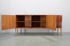 Mid-Century Danish Sideboard in Oak and Teak Veneer, 1960s