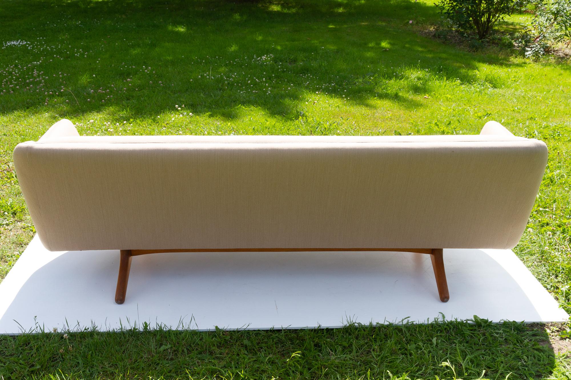 Mid-Century Danish Sofa Model ML 140 by Illum Wikkelsø, 1960s For Sale 1