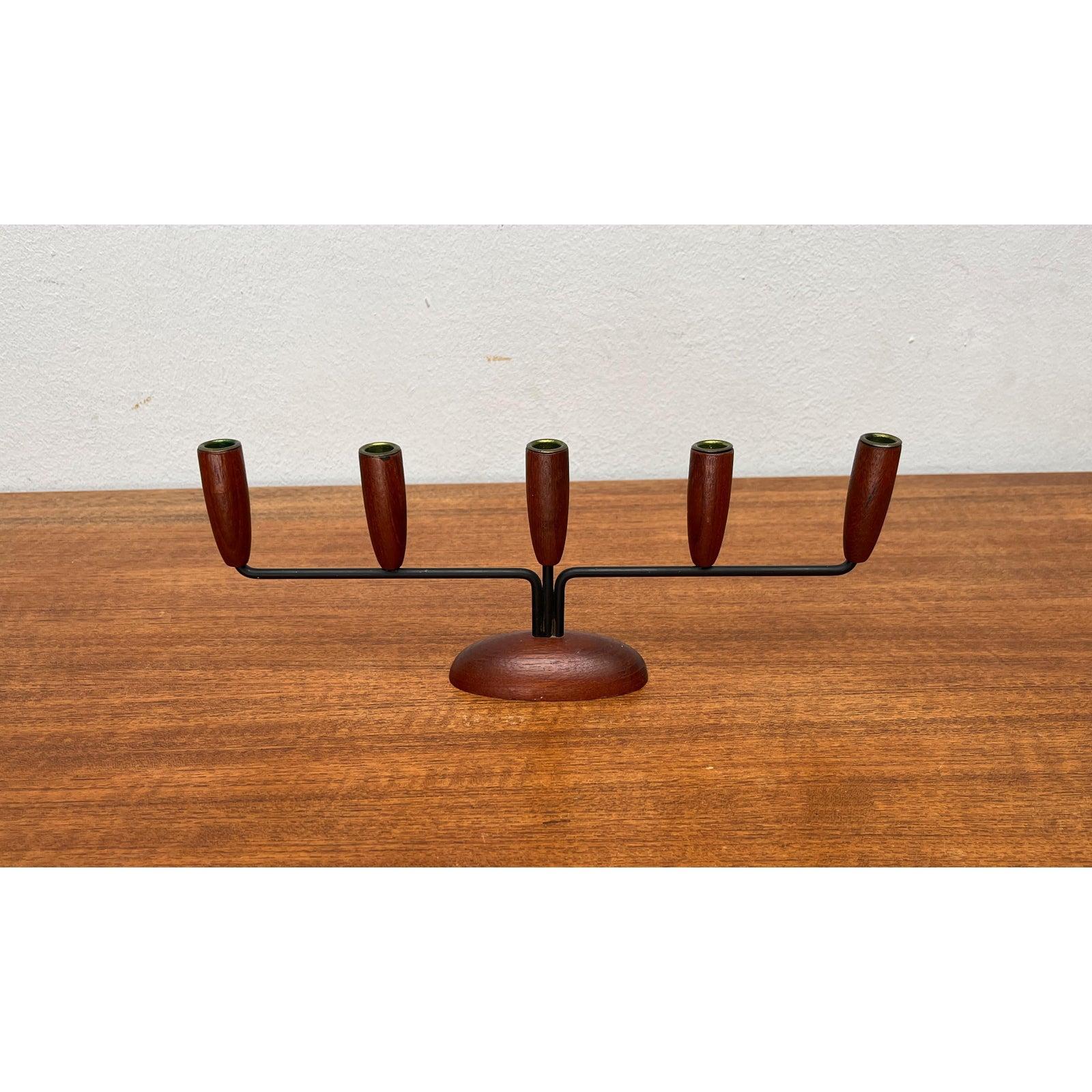 Portacandele in teak in stile stringa danese del metà secolo 1960 in vendita 5