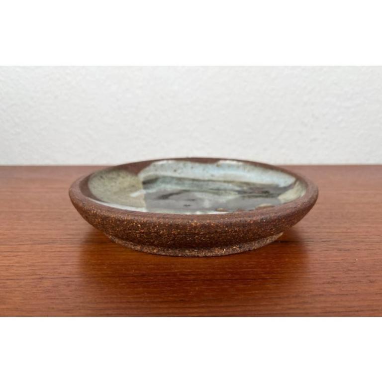 Mid-Century moderno Ciotola in Studio Pottery danese di metà secolo di G.P & A., anni '60 in vendita