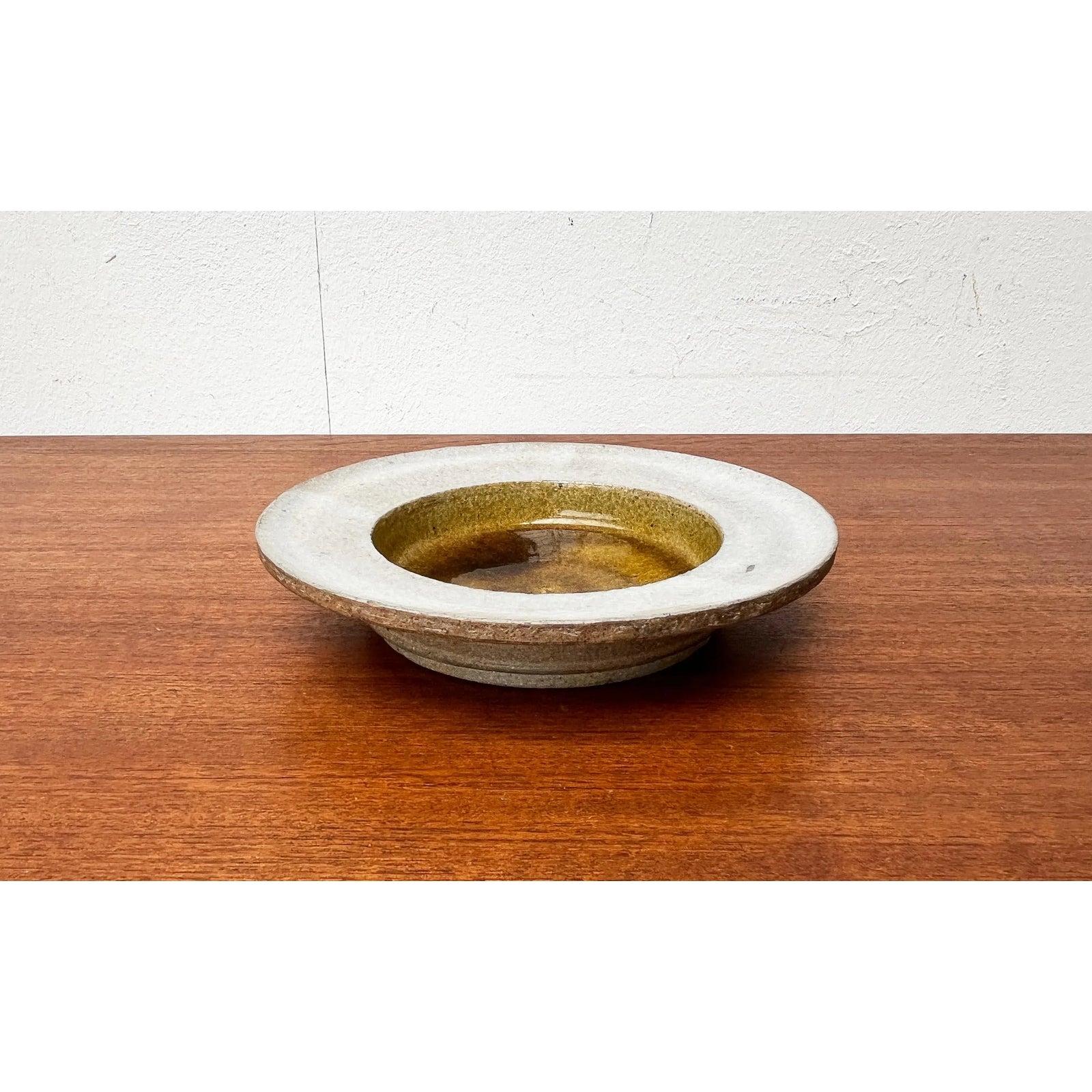 Mid-Century moderno Ciotola in Studio Pottery danese di metà secolo di Herman A. Kähler per Kähler, anni '60 in vendita