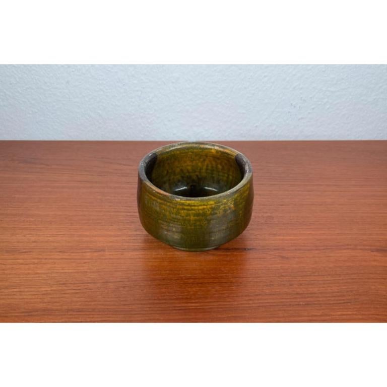 Ciotola in Studio Pottery danese di metà secolo di Karen Boel, anni '60 in vendita 3
