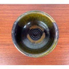 Ciotola in Studio Pottery danese di metà secolo di Karen Boel, anni '60