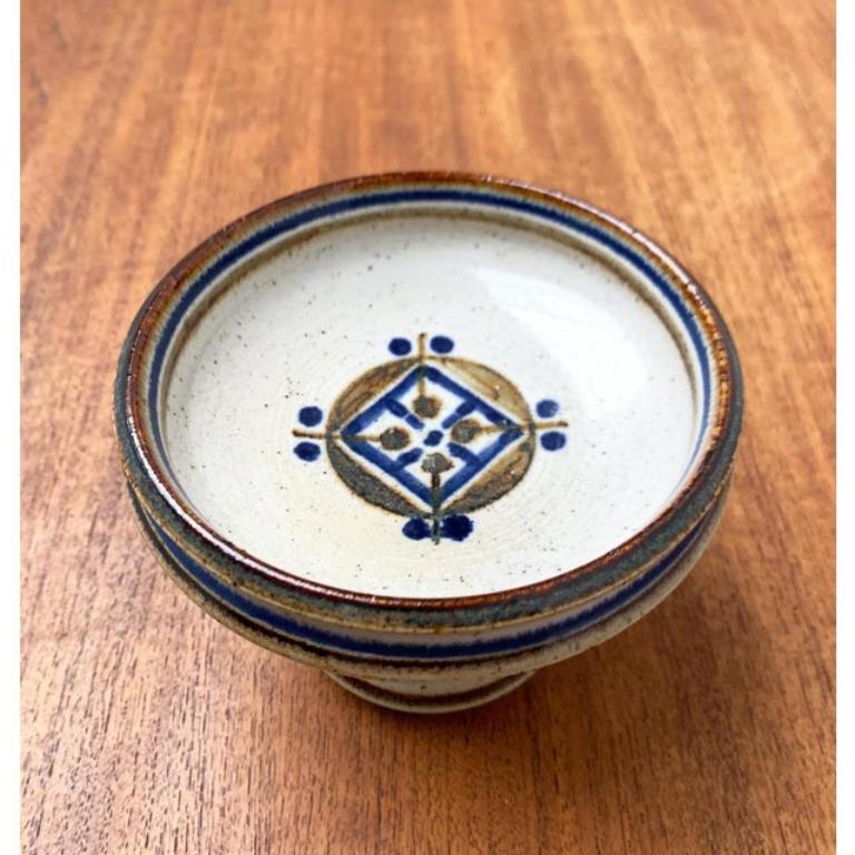 Bol en poterie de Studio danois du milieu du siècle par Marianne Stark, années 1960 Excellent état - En vente à Hamburg, DE