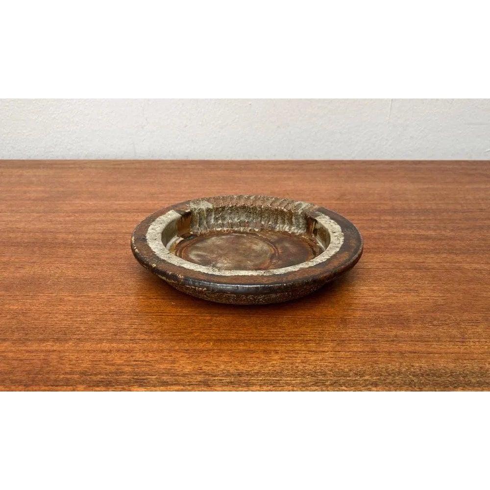 Ciotola in Studio Pottery danese di metà secolo di Axella 1960 in vendita 4